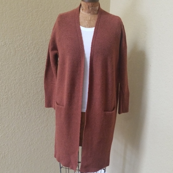 Chelsea & Violet Sweaters - SOLD..BEAUTIFUL RUST CHELSEA & VIOLET WOOL SWEATER
